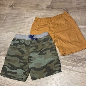 Carter’s Boys Shorts Bundle (2) 4T